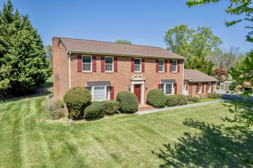 7173 Hollyberry Rd, Roanoke, VA, 24018-5509 | Card Image