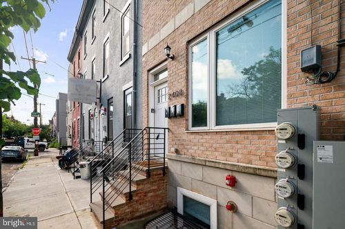 1-2408 W Thompson St, PHILADELPHIA, PA, 19121-4831 | Card Image