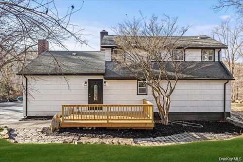 144 Old Lake St, West Harrison, NY, 10604-1611 | Card Image