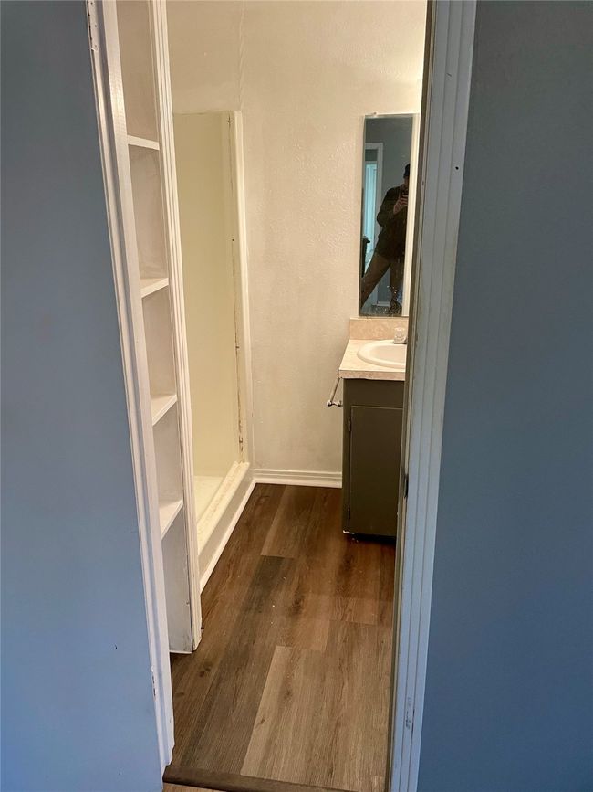 311 N Humphrey St, House other with 3 bedrooms, 2 bathrooms and null parking in Winters TX | Image 5