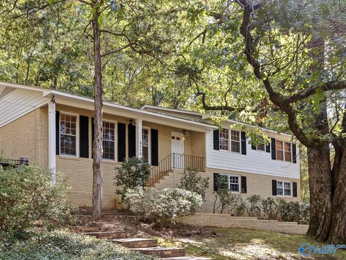 2110 Colice Rd Se, Huntsville, AL, 35801-1644 | Card Image