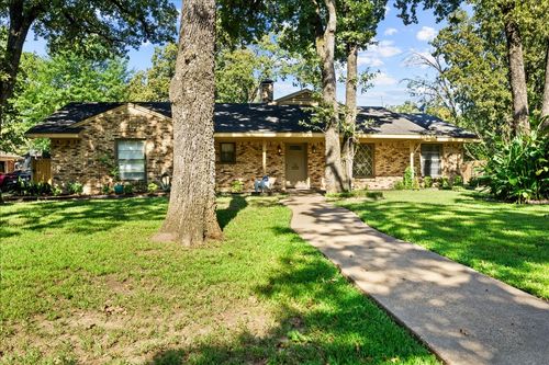 2110 Dartmouth Ln, Corsicana, TX, 75110-2212 | Card Image
