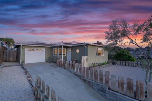 1610 Soto St, Seaside, CA, 93955 | Card Image