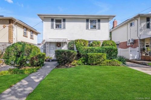 4861 208th Street, New York, NY, 11364 | Card Image
