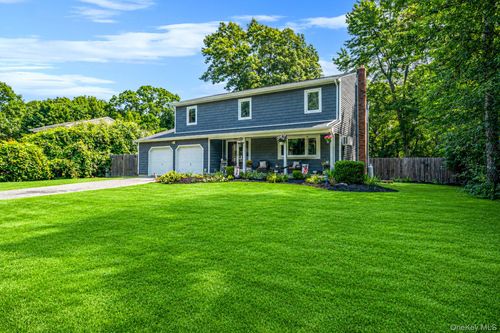 10 Turnpike Blvd, Middle Island, NY, 11953-1374 | Card Image