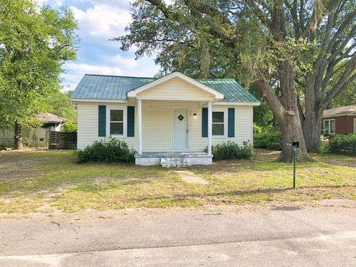 320 Breland St, Walterboro, SC, 29488-3210 | Card Image