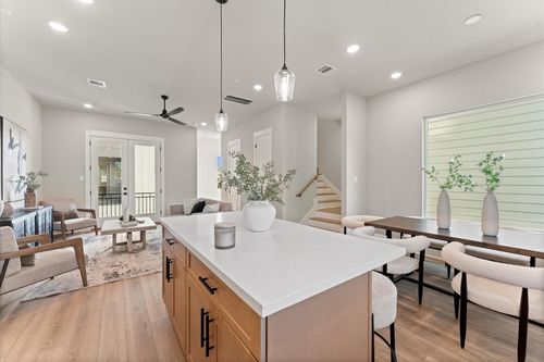 a-1102 Mansfield St, Houston, TX, 77091-4014 | Card Image