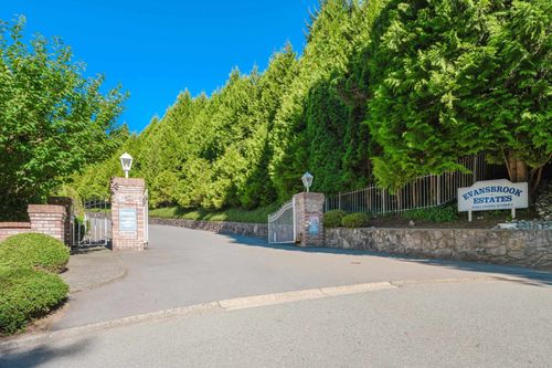 16-3351 Horn St, Abbotsford, BC, V2S7J9 | Card Image