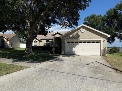 2735 Cedaridge Cir, CLERMONT, FL, 34711-7144 | Card Image