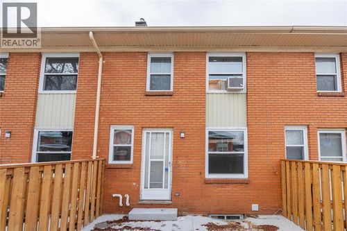 23-834 Exmouth St, Sarnia, ON, N7T5R2 | Card Image