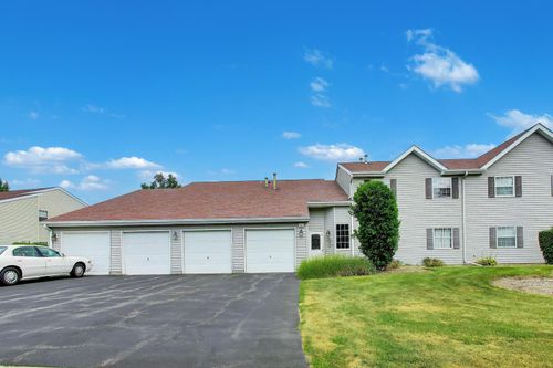 e-66 Gant Cir, Streamwood, IL, 60107-6688 | Card Image