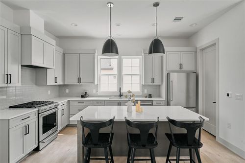 201-2209 Woodland Avenue, Austin, TX, 78741 | Card Image