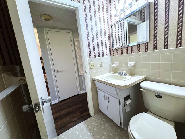 APT-63 - 2253 Norwegian Dr, Condo with 2 bedrooms, 2 bathrooms and null parking in CLEARWATER FL | Image 17