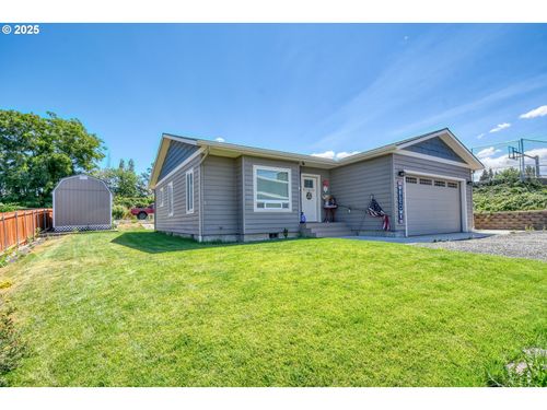 103 S Arman St, Weston, OR, 97886-1003 | Card Image