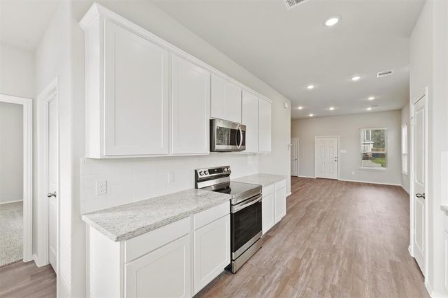 2116 Cedar Bend Dr, House other with 3 bedrooms, 3 bathrooms and 2 parking in Conroe TX | Image 10