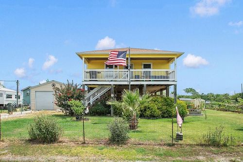 727 18th St, Dickinson, TX, 77539-8531 | Card Image