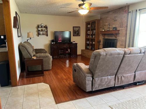 520 Pca Dr, Watonga, OK, 73772-1300 | Card Image