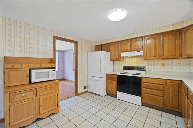 Kitchen | Image 11