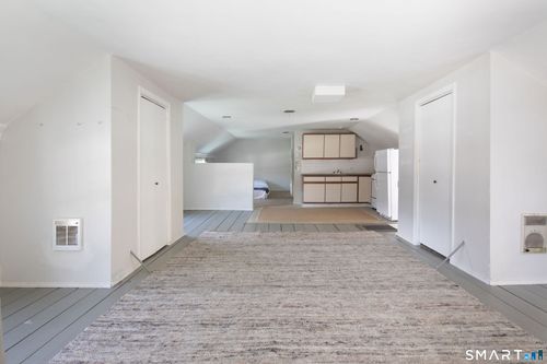 7 Railroad St, West Cornwall, CT, 06796-1114 | Card Image