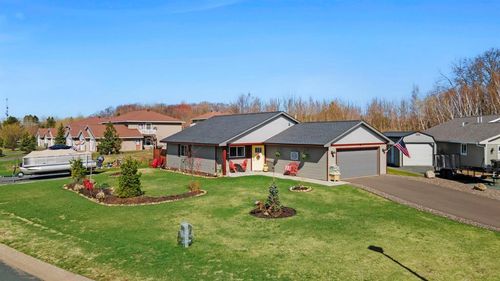 1302 Greentree Dr, Saint Croix Falls, WI, 54024-8348 | Card Image