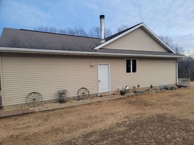 S6570 Hillpoint Rd, House other with 3 bedrooms, 2 bathrooms and null parking in Hillpoint WI | Image 4