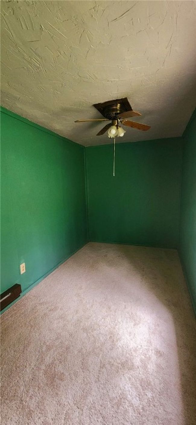 1835 Hillside Ave, House other with 3 bedrooms, 1 bathrooms and null parking in Ellwood City PA | Image 14