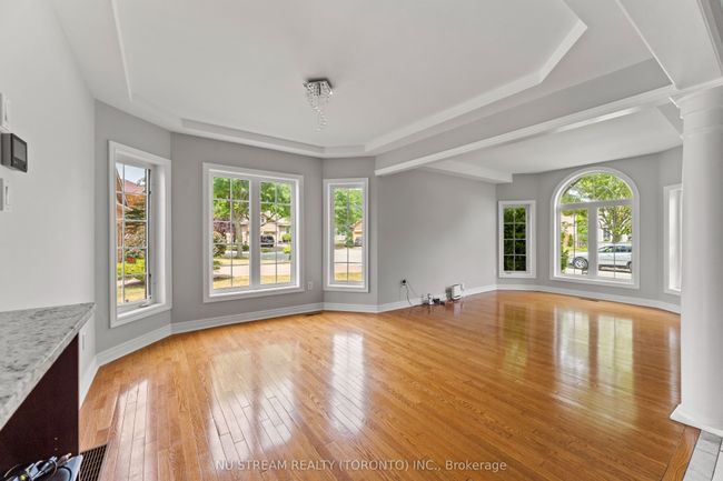4629 Tournament Crt, House other with 4 bedrooms, 4 bathrooms and 4 parking in Windsor ON | Image 4