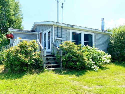 9 Buick St, Barre, VT, 05641-9036 | Card Image