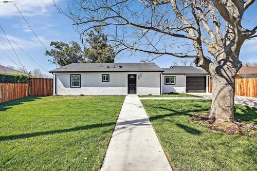 1577 Waltham Rd, Concord, CA, 94520-3415 | Card Image