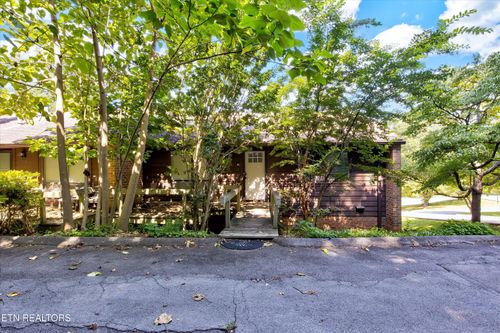 1434 Montvale Station Rd, Maryville, TN, 37803-5816 | Card Image