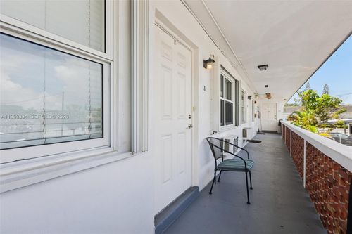 apt-18-22 Se 3rd Ter, Dania Beach, FL, 33004-4169 | Card Image