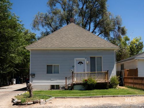 376 Quincy St, Twin Falls, ID, 83301-4755 | Card Image