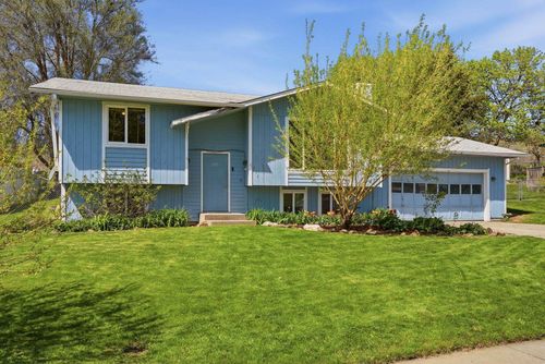 556 Scenic Heights Dr, Cheney, WA, 99004 | Card Image