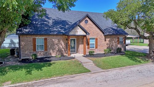 406 N Meigs St, Saint Jo, TX, 76265-2113 | Card Image