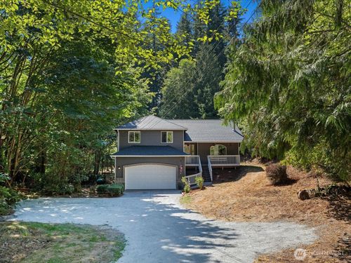 31528 W Lake Ketchum Rd, Stanwood, WA, 98292-9710 | Card Image