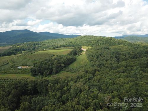 5-0 Pounding Ml, Hendersonville, NC, 28792 | Card Image