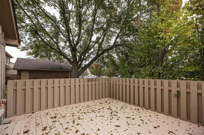 03 - Private Deck.jpg | Image 3