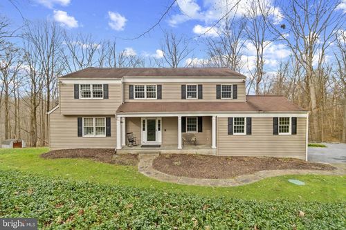 8 Wythe Ct, GLEN ARM, MD, 21057-9134 | Card Image