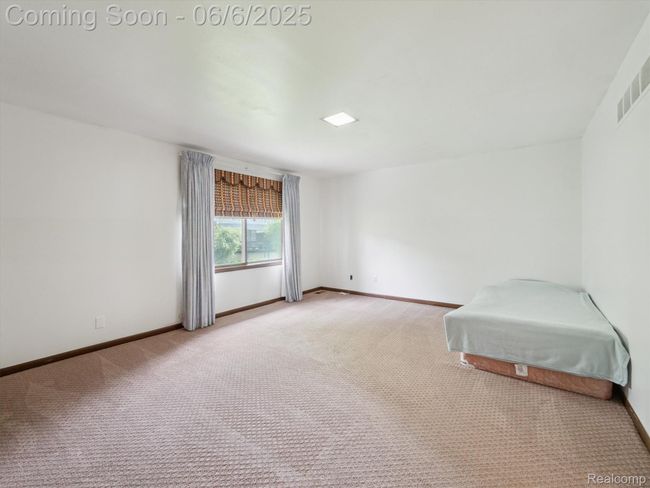 35-4677-Rolling-Ridge-Rd-West-Bloomfield-Township-MI-48323-WindowStill-45.jpg | Image 29
