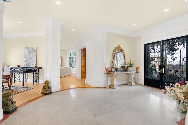 11 La Strada Ct, House other with 5 bedrooms, 5 bathrooms and 2 parking in Burlingame CA | Image 31