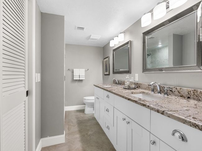 APT-104 - 8701 Midnight Pass Rd, Condo with 2 bedrooms, 2 bathrooms and null parking in SARASOTA FL | Image 20