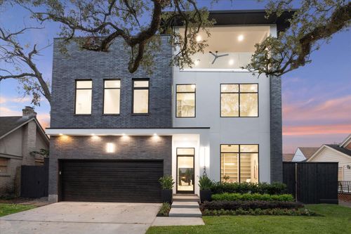 2205 North Blvd, Houston, TX, 77098-5209 | Card Image