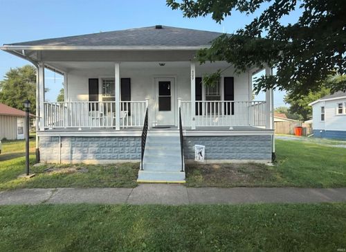 309 N Spruce St, Monon, IN, 47959-8266 | Card Image