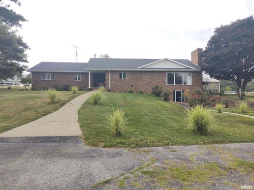 10483 Walpole Rd, Broughton, IL, 62817-1221 | Card Image