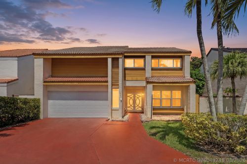 8811 Sw 150th Place Cir, Miami, FL, 33196-1310 | Card Image