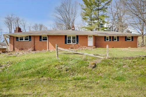 36181 Plum Creek Rd, Glade Spring, VA, 24340-5807 | Card Image
