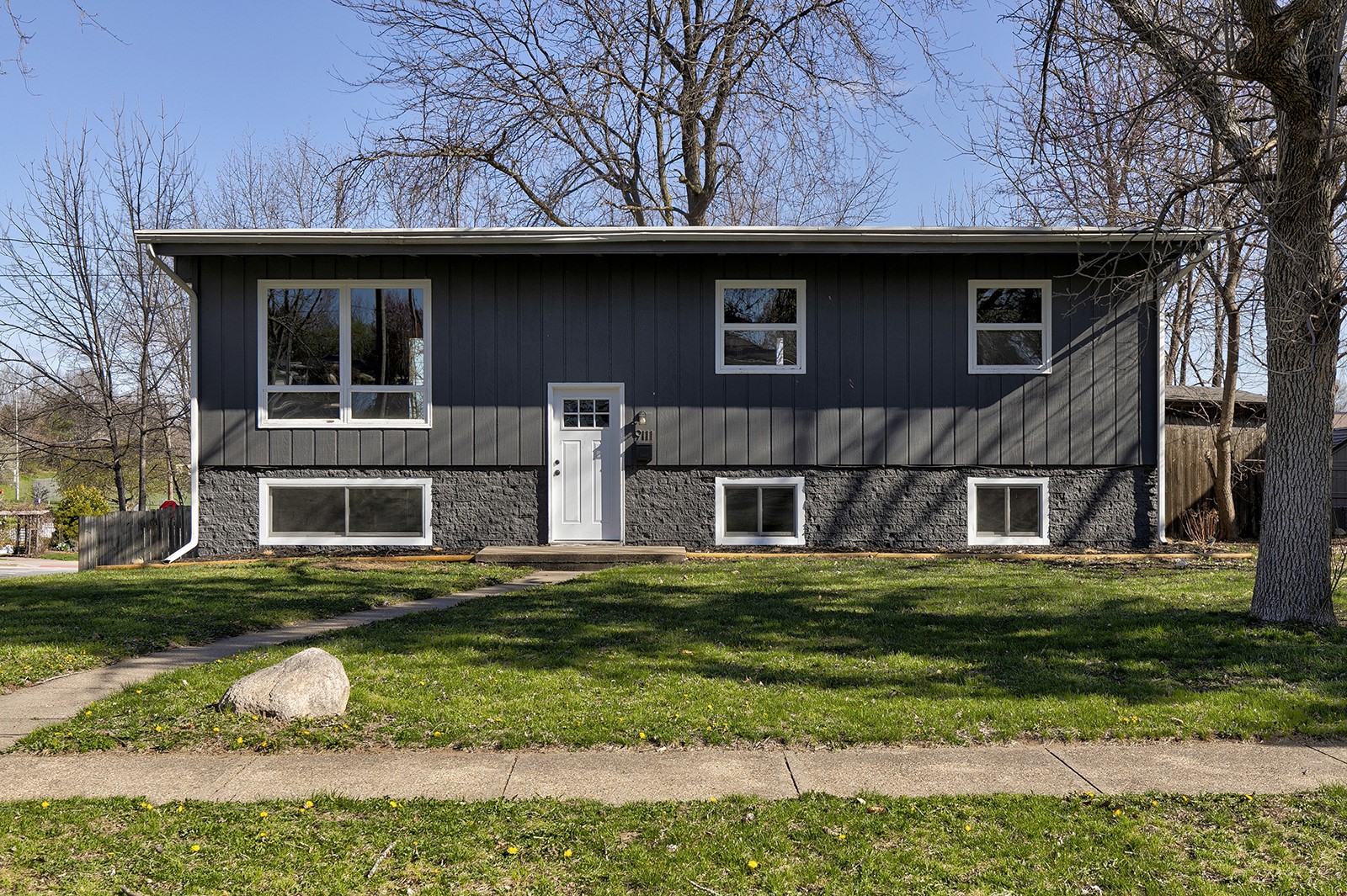 Boston Ave, Urbandale, IA 50322