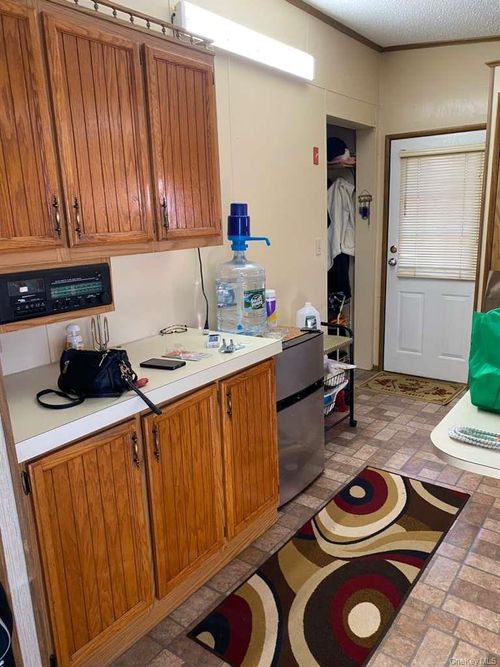 10 Darthmouth Cir, Loch Sheldrake, NY, 12759 | Card Image