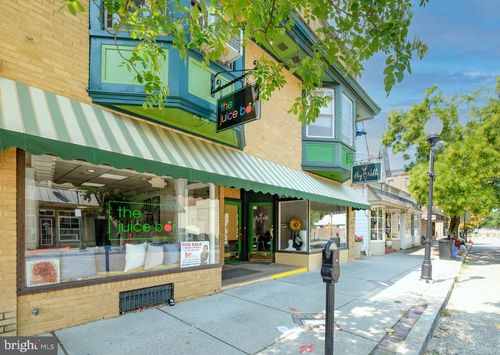 22 S Centre St, Merchantville, NJ, 08109-2203 | Card Image