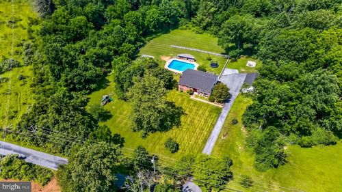 320 Barneston Rd, GLENMOORE, PA, 19343-1312 | Card Image